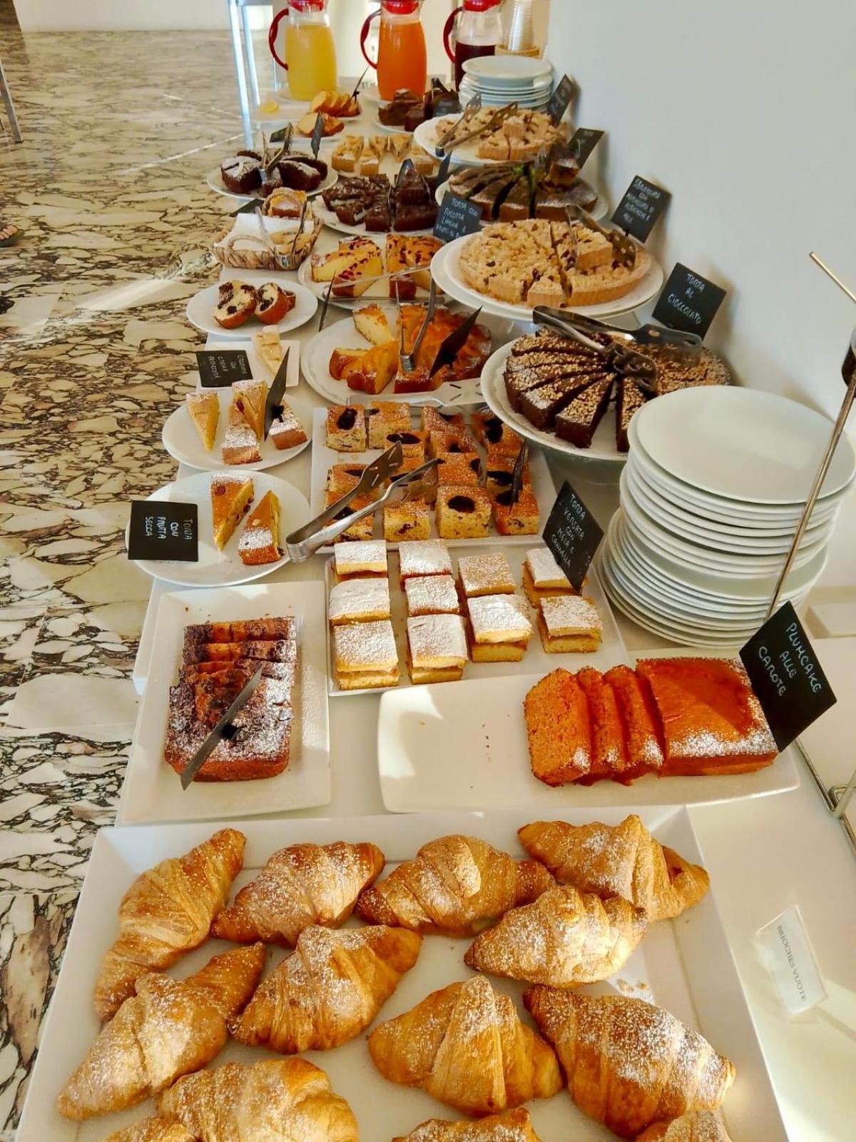 Metropol Hotel
