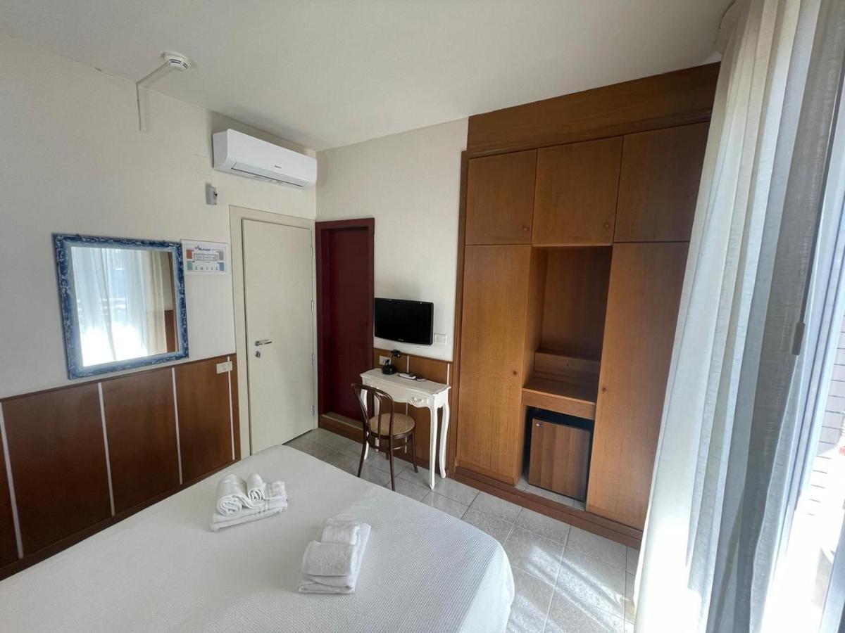 Metropol 3* Pesaro