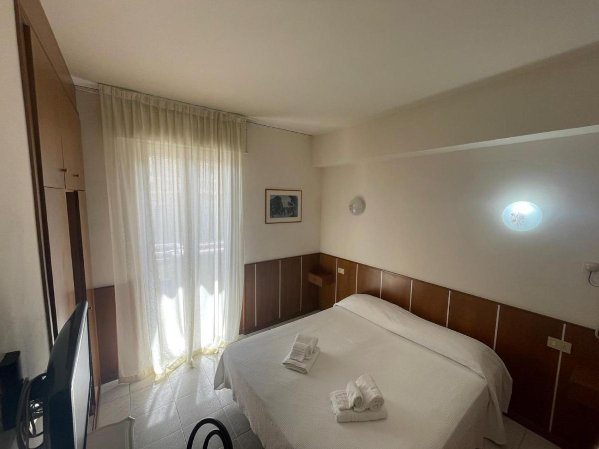Metropol Hotel